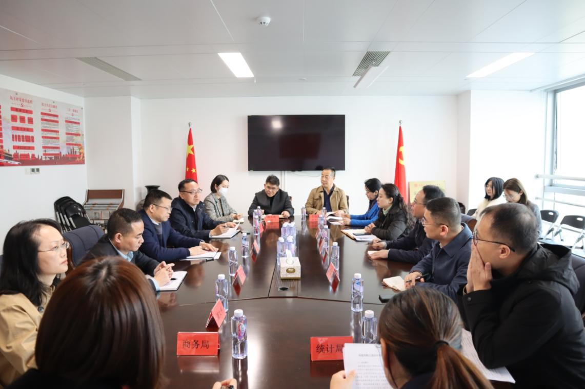 鼓楼区委书记黄建新一行莅临榕江公司调研工作.png